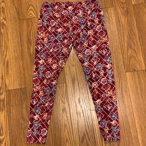 Lularoe tall and curvy leggings